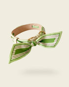 Collier chien cuir végétal Albâtre et foulard en soie vert Feuille de Sauge – Zumis Paris